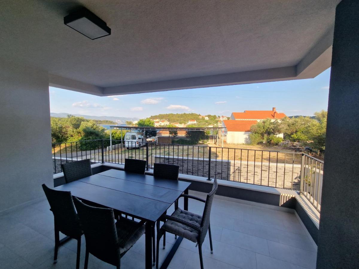 Apartments Marebella Λομπάρδα Εξωτερικό φωτογραφία