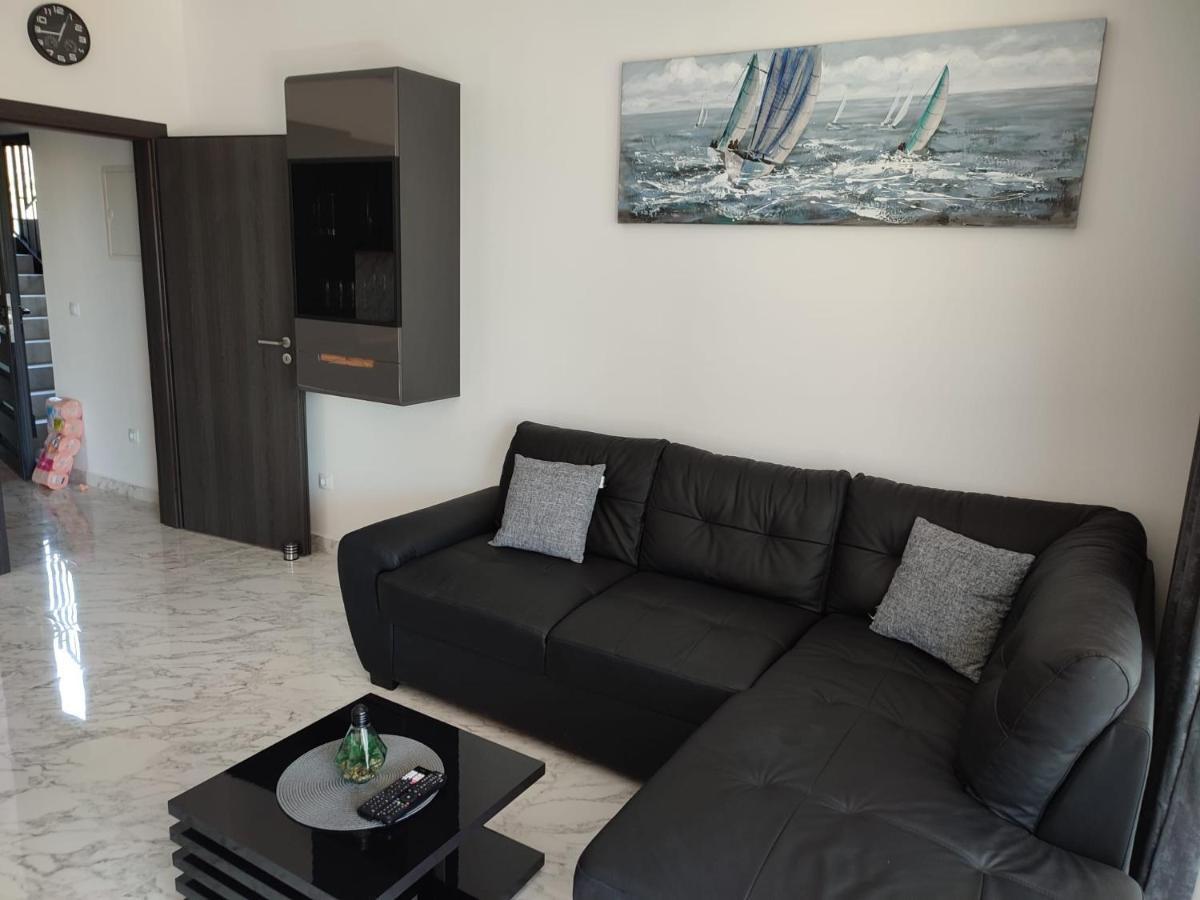 Apartments Marebella Λομπάρδα Εξωτερικό φωτογραφία